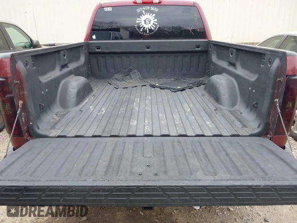 2009 Chevrolet Silverado 1500 with VIN 2GCEC290091109555, listed as a IAAI auction lot 41594859 with 251,793 mi miles and . Bid and sale history available at DreamBid. Image 8.