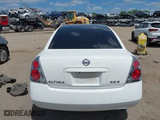 2005 Nissan Altima 2.5 S with VIN 1N4AL11EX5C323608, listed as a IAAI auction lot 41962367 with 160,026 mi miles. Bid and sale history available at carsss.com. Image 16.