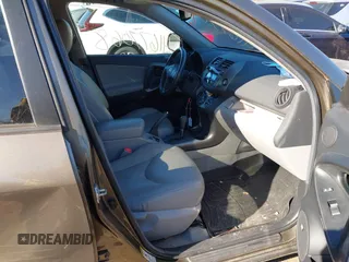 2011 Toyota RAV4 Ltd with VIN 2T3DK4DV0BW060285, listed as a IAAI auction lot 41677068 with 61,636 mi miles. Bid and sale history available at carsss.com. Image 5.