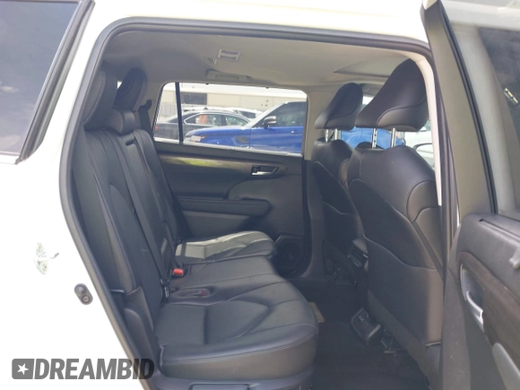 2023 Toyota Highlander L with VIN 5TDKDRAH4PS032141, listed as a IAAI auction lot 42476982 with 24,327 mi miles and . Bid and sale history available at DreamBid. Image 8.