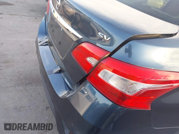 2017 Nissan Sentra SV with VIN 3N1AB7AP9HL635755, listed as a IAAI auction lot 42030651 with 147,418 mi miles and . Bid and sale history available at DreamBid. Image 12.