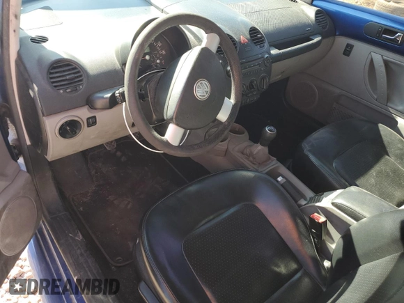2004 Volkswagen New Beetle Coupe GLS with VIN 3VWCR31C94M419400, listed as a Copart auction lot 81770214 with 161,936 mi miles and Salvage Title. Bid and sale history available at carsss.com. Image 8.