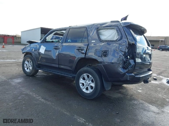 2019 Toyota 4Runner SR5 with VIN JTEBU5JR9K5666170, listed as a IAAI auction lot 41539253 with 82,568 mi miles. Bid and sale history available at carsss.com. Image 3.