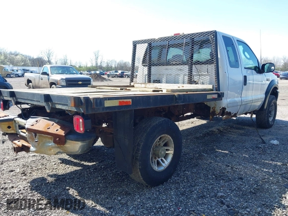 2003 Ford F-350 XL with VIN 1FTSX31S13EB86208, listed as a IAAI auction lot 41940182 with 210,042 mi miles and . Bid and sale history available at DreamBid. Image 4.