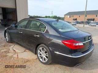 2014 Hyundai Genesis 3.8L z VIN KMHGC4DD2EU260177, wystawiony jako IAAI lot #42092212 z przebiegiem 213 055 mil mil oraz . Historia ofert i sprzedaży dostępna na DreamBid. Obrazek 3.