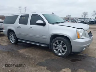2014 GMC Yukon XL Denali with VIN 1GKS2MEF1ER246201, listed as a IAAI auction lot 41454172 with 135,394 mi miles. Bid and sale history available at carsss.com. Image 1.