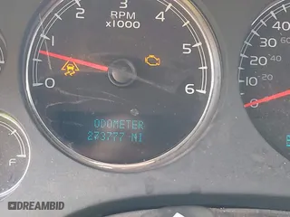 2008 Chevrolet Avalanche LT w/2LT with VIN 3GNEC12028G250998, listed as a IAAI auction lot 42056165 with 273,777 mi miles. Bid and sale history available at carsss.com. Image 7.