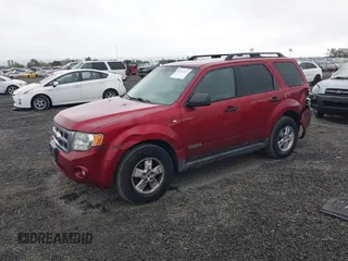 2008 Ford Escape XLT с VIN 1FMCU03108KC38240, выставлен на аукционе IAAI как лот 42121319 с пробегом 289 201 миль миль и . История ставок и продаж доступна на DreamBid. Изображение 2.
