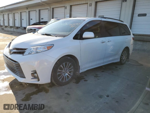 2018 Toyota Sienna XLE Auto Access Seat with VIN 5TDYZ3DC1JS959663, listed as a Copart auction lot 46196785 with 94,459 mi miles and Salvage Title. Bid and sale history available at carsss.com. Image 1.
