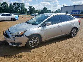 2017 Ford Focus SE z VIN 1FADP3F20HL342040, wystawiony jako Copart lot #63394205 z przebiegiem 131 034 mil mil oraz Szkoda całkowita • Salvage title. Historia ofert i sprzedaży dostępna na DreamBid. Obrazek 1.