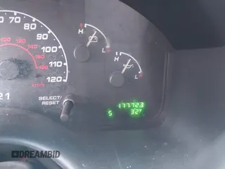 2002 Ford Explorer XLT с VIN 1FMZU73K72ZC76154, выставлен на аукционе IAAI как лот 41539636 с пробегом 177 723 миль миль и . История ставок и продаж доступна на DreamBid. Изображение 15.
