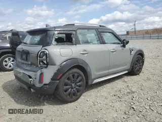 2022 MINI Countryman Cooper S z VIN WMZ83BR08N3N95291, wystawiony jako Copart lot #50149095 z przebiegiem 28 048 mil mil oraz Szkody całkowita. Historia ofert i sprzedaży dostępna na DreamBid. Obrazek 3.