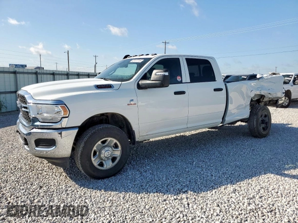 2024 Ram 2500 Tradesman with VIN 3C6UR5HL7RG282673, listed as a Copart auction lot 62127715 with 3,338 mi miles and Salvage title. Bid and sale history available at DreamBid. Image 1.