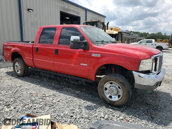 2006 Ford Super Duty F-250 XL with VIN 1FTSW21P26EB89549, listed as a Copart auction lot 68265024 with 218,325 mi miles and Salvage Title. Bid and sale history available at carsss.com. Image 4.