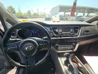 2016 Kia Sedona SX with VIN KNDMC5C1XG6140641, listed as a Copart auction lot 54801215 with 185,471 mi miles and Clean Title. Bid and sale history available at carsss.com. Image 9.