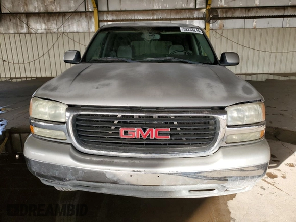 2004 GMC Yukon SLE with VIN 1GKEC13V04R253528, listed as a Copart auction lot 82235244 with 245,584 mi miles and Salvage Title. Bid and sale history available at carsss.com. Image 5.