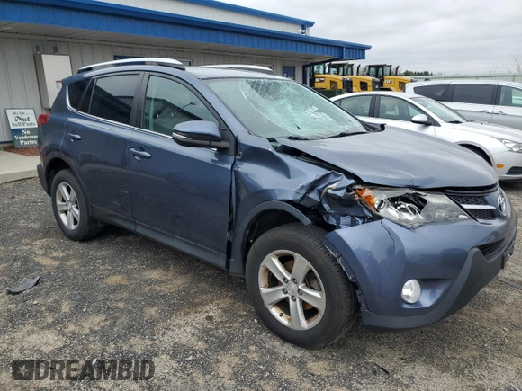 2014 Toyota RAV4 XLE with VIN 2T3RFREV5EW202771, listed as a Copart auction lot 53746625 with 232,035 mi miles and Non Repairable. Bid and sale history available at carsss.com. Image 4.