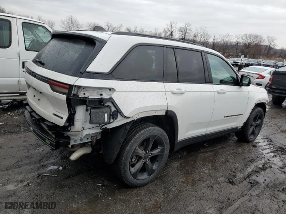 2023 Jeep Grand Cherokee Limited with VIN 1C4RJHBG1PC501985, listed as a Copart auction lot 46692565 with 55,476 mi miles and Salvage Title. Bid and sale history available at carsss.com. Image 3.