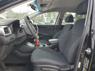 2018 Kia Sorento LX V6 with VIN 5XYPG4A57JG386441, listed as a Copart auction lot 44846925 with 104,561 mi miles and Salvage Title. Bid and sale history available at carsss.com. Image 7.