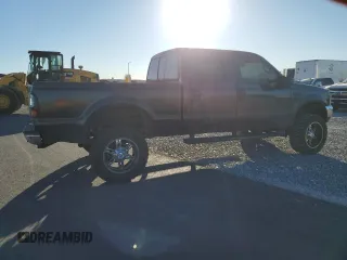 1999 Ford Super Duty F-250 XL with VIN 1FTNW21S6XEC88085, listed as a Copart auction lot 88553305 with 182,712 mi miles and Salvage Title. Bid and sale history available at carsss.com. Image 3.