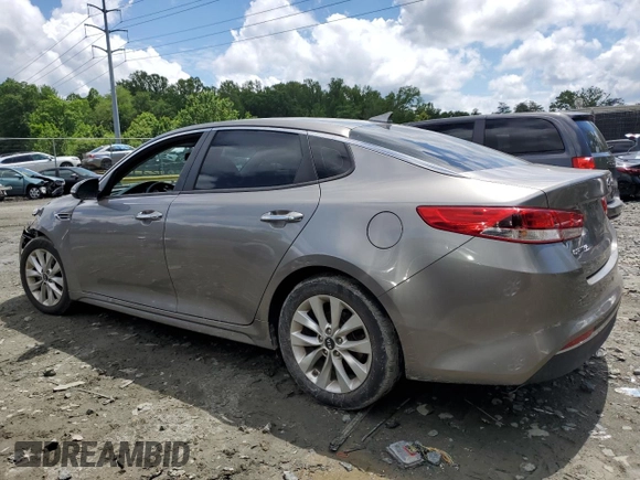 2018 Kia Optima LX z VIN 5XXGT4L36JG263158, wystawiony jako Copart lot #57028335 z przebiegiem 43 050 mil mil oraz Szkoda całkowita • Salvage title. Historia ofert i sprzedaży dostępna na DreamBid. Obrazek 2.