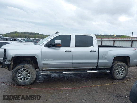 2019 Chevrolet Silverado 2500HD LTZ with VIN 1GC1KTEY0KF116765, listed as a IAAI auction lot 41941751 with 1 mi miles. Bid and sale history available at carsss.com. Image 14.
