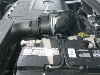 2021 Volkswagen Tiguan S z VIN 3VV0B7AX1MM151318, wystawiony jako IAAI lot #41944299 z przebiegiem 39 017 mil mil oraz . Historia ofert i sprzedaży dostępna na DreamBid. Obrazek 19.