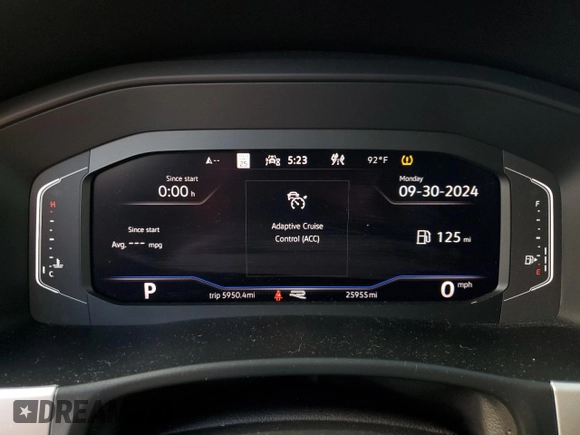 2023 Volkswagen Atlas SEL Premium R-Line z VIN 1V2FE2CA1PC207290, wystawiony jako Copart lot #73921654 z przebiegiem 25 955 mil mil oraz Szkoda całkowita • Salvage title. Historia ofert i sprzedaży dostępna na DreamBid. Obrazek 9.