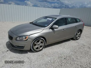 2016 Volvo V60 T5 Premier with VIN YV1612SK9G1293963, listed as a Copart auction lot 52224944 with 211,877 mi miles and Salvage title. Bid and sale history available at DreamBid. Image 1.