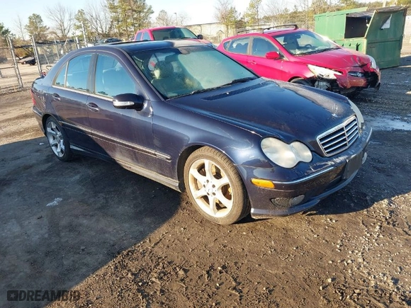 2007 Mercedes-Benz C-Class 2.5L Sport with VIN WDBRF52H37A930399, listed as a IAAI auction lot 41592824 with NaN miles. Bid and sale history available at carsss.com. Image 1.