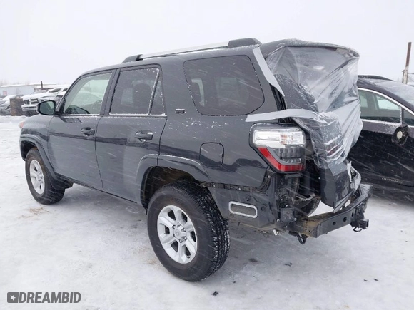 2024 Toyota 4Runner SR5 Premium with VIN JTENU5JR8R6252234, listed as a IAAI auction lot 41392325 with 7,367 mi miles. Bid and sale history available at carsss.com. Image 3.