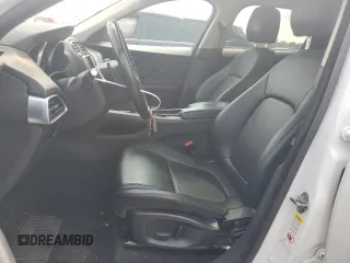2018 Jaguar F-Pace 30t Premium z VIN SADCJ2GX6JA235205, wystawiony jako Copart lot #59315285 z przebiegiem 134 103 mil mil oraz Szkoda całkowita • Salvage title. Historia ofert i sprzedaży dostępna na DreamBid. Obrazek 7.