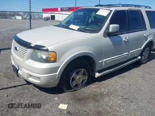 2006 Ford Expedition Limited with VIN 1FMFU19526LA76339, listed as a IAAI auction lot 41761073 with 191,901 mi miles. Bid and sale history available at carsss.com. Image 6.
