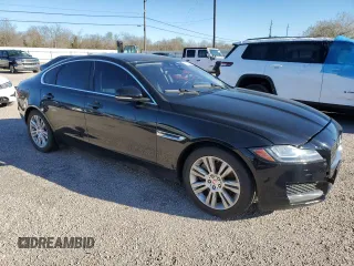 2016 Jaguar XF 35t Premium with VIN SAJBD4BV6GCY13916, listed as a Copart auction lot 86535544 with 93,872 mi miles and Clean Title. Bid and sale history available at carsss.com. Image 4.