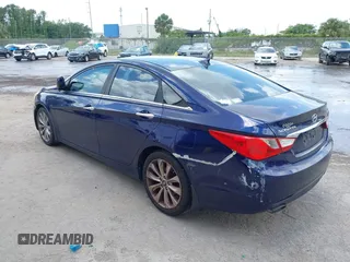 2012 Hyundai Sonata SE with VIN 5NPEC4AB1CH443852, listed as a IAAI auction lot 42171502 with 140,653 mi miles and . Bid and sale history available at carsss.com. Image 3.