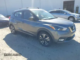 2020 Nissan Kicks SR with VIN 3N1CP5DV7LL514840, listed as a IAAI auction lot 41818362 with 77,891 mi miles. Bid and sale history available at carsss.com. Image 1.