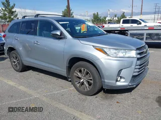 2018 Toyota Highlander LE with VIN 5TDBZRFH2JS838268, listed as a IAAI auction lot 41540323 with 151,773 mi miles and . Bid and sale history available at DreamBid. Image 1.