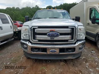 2015 Ford F-250 XLT z VIN 1FT7X2B60FEB85184, wystawiony jako Copart lot #56344665 z przebiegiem 195 598 mil mil oraz Szkoda całkowita • Salvage title. Historia ofert i sprzedaży dostępna na DreamBid. Obrazek 5.