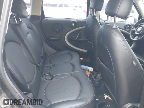 2015 MINI Countryman with VIN WMWZB3C53FWR43819, listed as a IAAI auction lot 41610007 with 134,185 mi miles and . Bid and sale history available at DreamBid. Image 8.