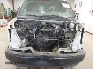 2017 GMC Savana Cargo Van with VIN 1GTW7AFG9H1150162, listed as a IAAI auction lot 41601460 with 112,453 mi miles. Bid and sale history available at carsss.com. Image 6.