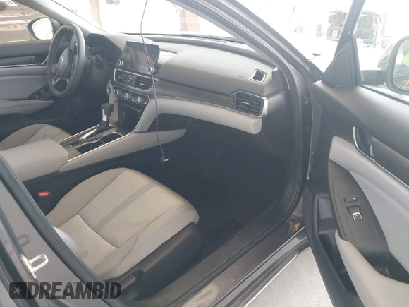 2019 Honda Accord EX with VIN 1HGCV1F43KA150293, listed as a IAAI auction lot 42592009 with 32,037 mi miles and . Bid and sale history available at DreamBid. Image 5.
