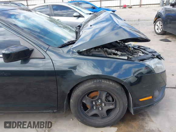 2010 Ford Fusion SE with VIN 3FAHP0HG5AR384834, listed as a IAAI auction lot 41533295 with 124,356 mi miles. Bid and sale history available at carsss.com. Image 21.