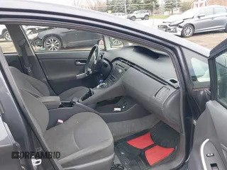 2011 Toyota Prius I with VIN JTDKN3DU2B5300279, listed as a IAAI auction lot 42030468 with 164,726 mi miles and . Bid and sale history available at DreamBid. Image 5.