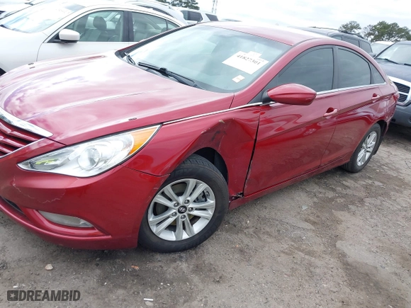 2013 Hyundai Sonata GLS PZEV with VIN 5NPEB4AC6DH693360, listed as a IAAI auction lot 41827301 with 202,004 mi miles. Bid and sale history available at carsss.com. Image 17.