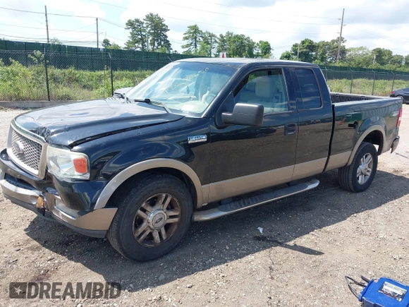 2004 Ford F-150 XLT z VIN 1FTPX14504NB38703, wystawiony jako IAAI lot #42680250 z przebiegiem 135 335 mil mil oraz . Historia ofert i sprzedaży dostępna na DreamBid. Obrazek 2.