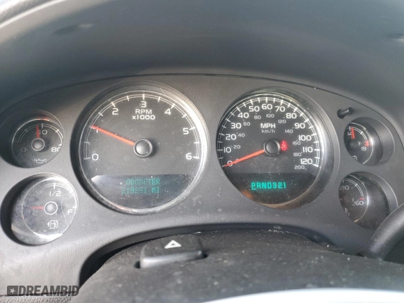 2007 Chevrolet Silverado 1500 LTZ with VIN 3GCEK13Y37G537295, listed as a Copart auction lot 77663944 with 219,291 mi miles and Clean Title. Bid and sale history available at carsss.com. Image 9.