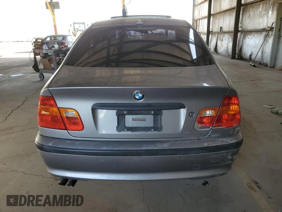 2004 BMW 3 Series 325i with VIN WBAET37404NJ82764, listed as a Copart auction lot 44070545 with 0 mi miles and Salvage Title. Bid and sale history available at carsss.com. Image 6.