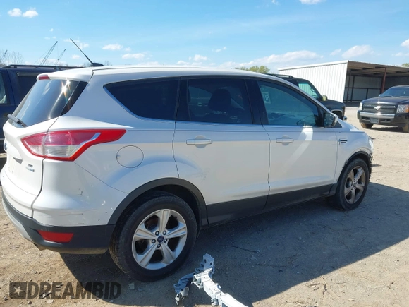 2016 Ford Escape SE с VIN 1FMCU9GXXGUB34313, выставлен на аукционе IAAI как лот 41824182 с пробегом Не указан миль и . История ставок и продаж доступна на DreamBid. Изображение 14.