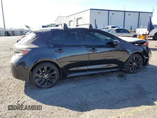 2022 Toyota Corolla Hatchback SE with VIN JTND4MBE2N3189211, listed as a Copart auction lot 49585075 with 30,486 mi miles and Salvage Title. Bid and sale history available at carsss.com. Image 3.