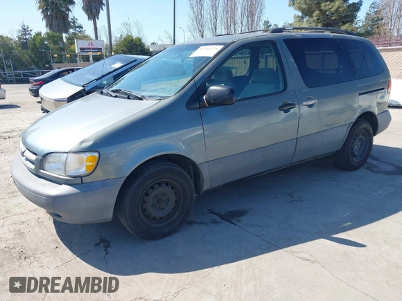 1999 Toyota Sienna LE with VIN 4T3ZF13C1XU097653, listed as a IAAI auction lot 41765274 with 236,625 mi miles. Bid and sale history available at carsss.com. Image 2.
